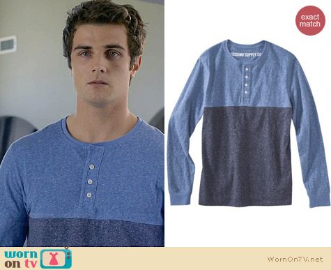 Mossimo Del Rio Blue Long Sleeve Henley Tee worn by Beau Mirchoff on Awkward