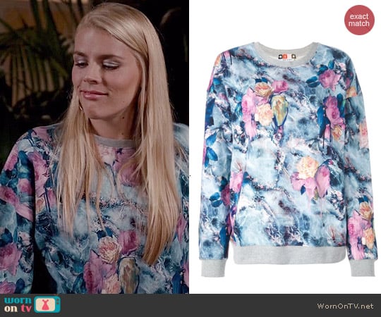 MSGM Floral Print Cotton Sweatshirt worn by Busy Phillips on Cougar Town