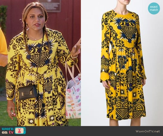 MSGM Sacred Heart Print Dress worn by Mindy Lahiri (Mindy Kaling) on The Mindy Project