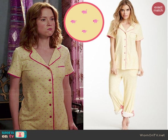 Munki Munki Teeny Pigs Pajama Set worn by Kimmy Schmidt (Ellie Kemper) on Unbreakable Kimmy Schmidt