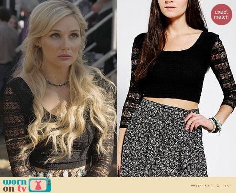 Fashion of Nashville: Pins and Needles Bodycon Cropped Top from Urban Outfitters worn by Clare Bowen