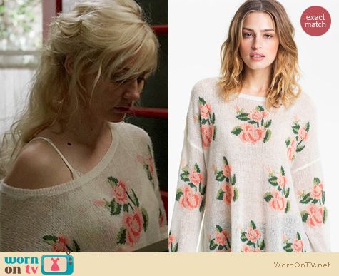 Nashville Fashion: Wildfox rose slouchy sweater worn by Clare Bowen