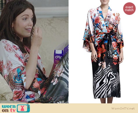 Natori Xianado Robe worn by Bellamy Young on Scandal