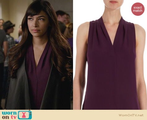 New Girl Fashion: Theory Hylin blouse worn by Hannah Simone