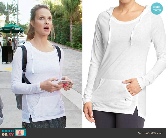 Old Navy Burnout Hooded Tunic worn by Phoebe Wells (Beau Garrett) on Girlfriends Guide to Divorce