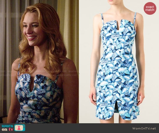 Opening Ceremony Leaf Print Fitted Dress worn by Petra Solano (Yael Grobglas) on Jane the Virgin