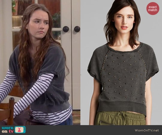 Pam & Gela Studded Crop Sweatshirt worn by Kaitlyn Dever on Last Man Standing