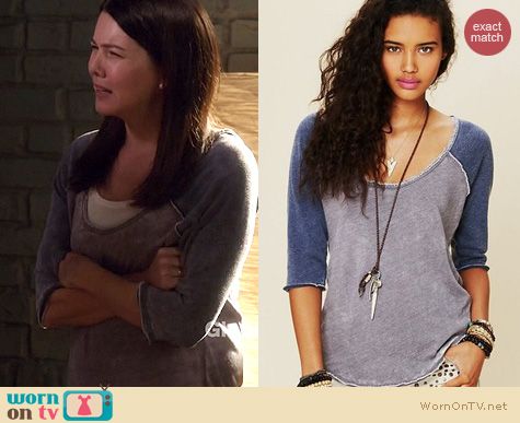 Parenthood Fashion: Free People Cotton Candy Burnout Tee worn by Lauren Graham