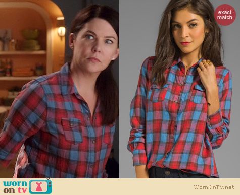 Parenthood Fashion: Joe's Jeans Plaid Shirt worn by Lauren Graham