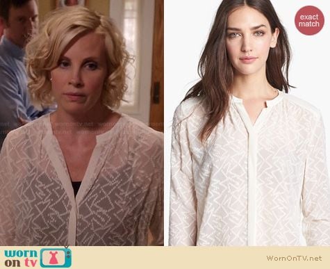 Parenthood Fashion: Rebecca Taylor Clip dot Blouse worn by Monica Potter