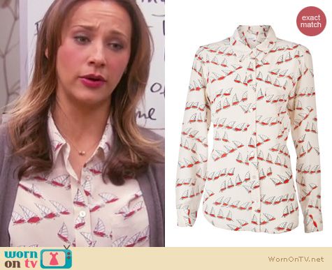 Parks and Rec Fashion: Equpment sailboat shirt worn by Rashida Jones