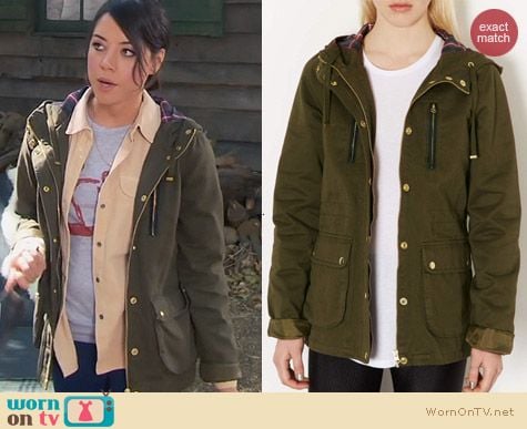 Parks & Rec Fashion: Topshop Green Hooded Duke Jacket worn by Aubrey Plaza