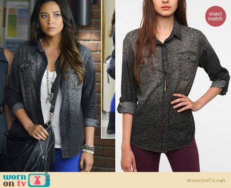 Pretty Little Liars Fashion: Urban outfitters BDG chambray leopard shirt worn by Shay Mitchell