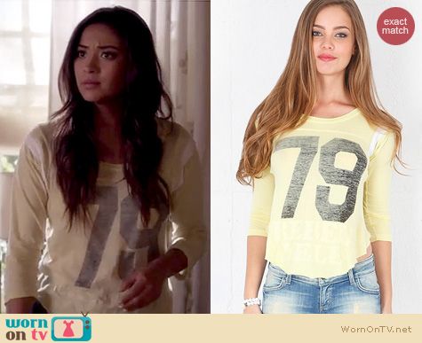 PLL Fashion: Rebel Yell Throwback 79 jersey worn by Shay Mitchell