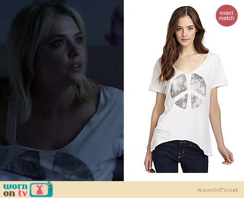 Pretty Little Liars Fashion: Peace shirt by Chaser worn by Ashley Benson