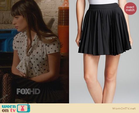 Rachel Berry Fashion: Alice + Olivia Olette Pleated Skirt worn by on Glee