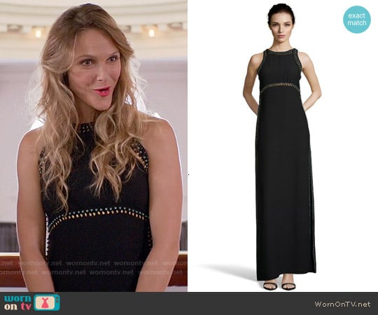 Rachel Zoe Jeannie Maxi Dress worn by Phoebe Wells (Beau Garrett) on Girlfriends Guide to Divorce