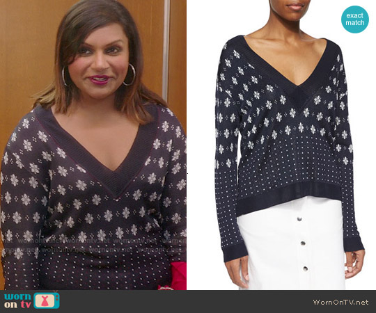 Rag & Bone Abigale Pullover V-neck Top worn by Mindy Lahiri (Mindy Kaling) on The Mindy Project