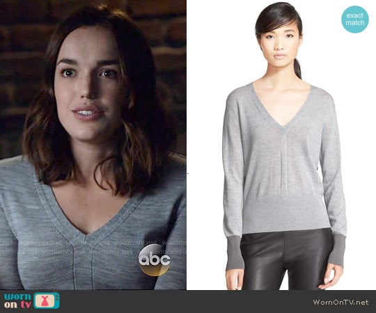 Rag & Bone Jessica Sweater worn by Jemma Simmons (Elizabeth Henstridge) on Agents of SHIELD