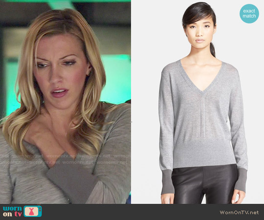 Rag & Bone Jessica Sweater worn by Laurel Lance (Katie Cassidy) on Arrow