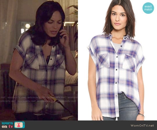 Rails Britt Shirt in White/Cobalt/Cranberry worn by Catherine Chandler (Kristin Kreuk) on Beauty and the Beast