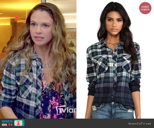 Rails 'Erin' Ombre Shirt worn by Liza Miller (Sutton Foster) on Younger