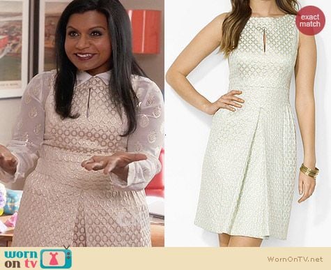 Ralph Lauren Sleeveless Oval Print Dress worn by Mindy Kaling on The Mindy Project