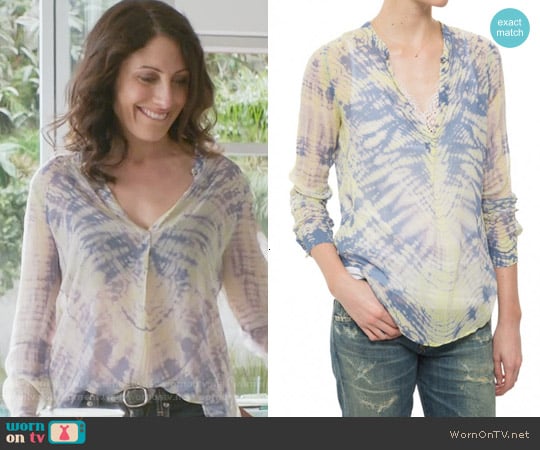 Raquel Allegra Henley Top worn by Abby McCarthy (Lisa Edelstein) on Girlfriends Guide to Divorce