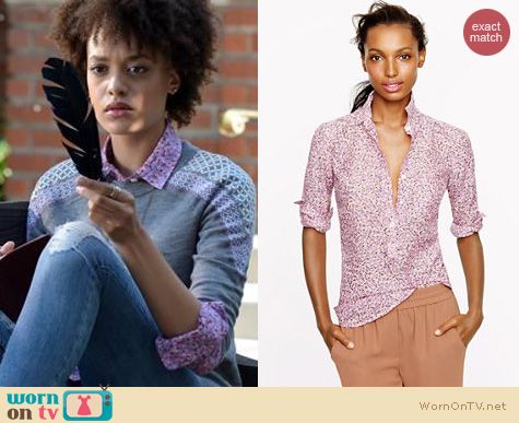 Ravenswood Fashion: J. Crew Ditzy Floral Popover shirt worn by Britne Oldford