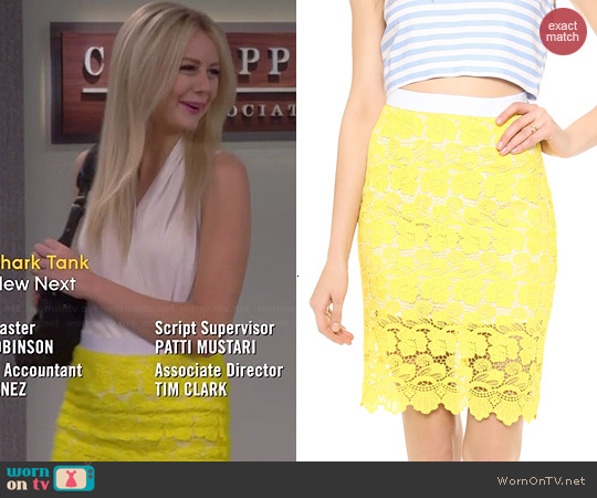 Rebecca Minkoff Angelica Lace Skirt in Sun worn by Justine Lupe on Cristela