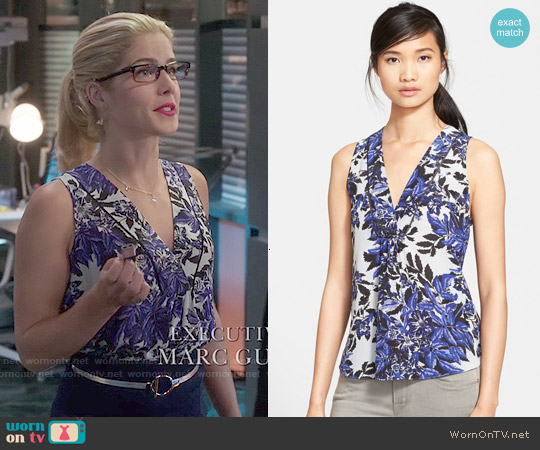 Rebecca Taylor Flame Sleeveless V-neck Top worn by Felicity Smoak (Emily Bett Rickards) on Arrow