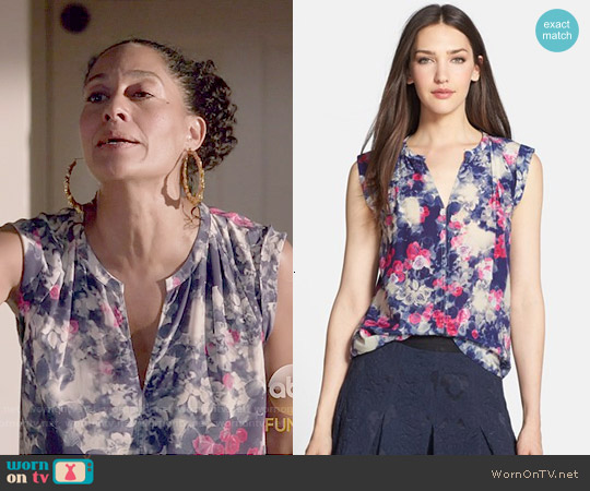 Rebecca Taylor Rose Garden Print Silk Top worn by Rainbow Johnson (Tracee Ellis Ross) on Black-ish