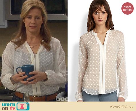 Rebecca Taylor Clip Dot Blouse worn by Nancy Travis on Last Man Standing