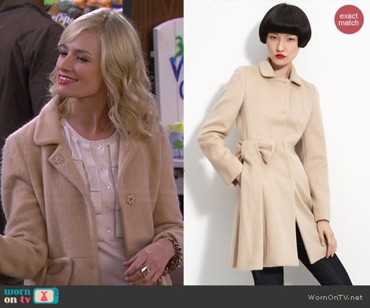 RED Valentino Mohair Bow Coat worn by Beth Behrs on 2 Broke Girls