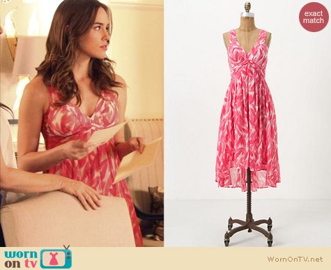 Revenge Fashion: Pink feather dress from Anthropologie worn by Charlotte Grayson