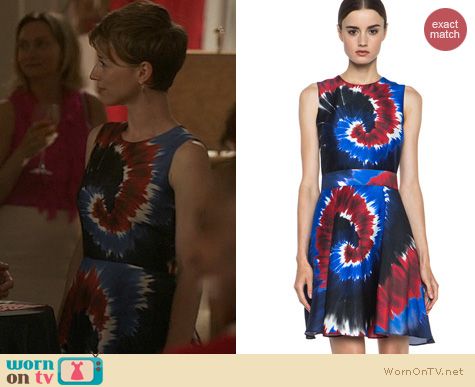 Fashion of Revenge: Rodarte Tie Dye Dress in Blue Red and Black worn by Karine Vanasse