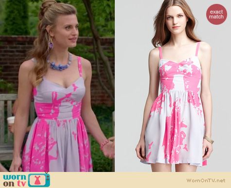 Royal Pains Fashion: Amanda Uprichard Champagne dress in pink worn by Brooke D'Orsay