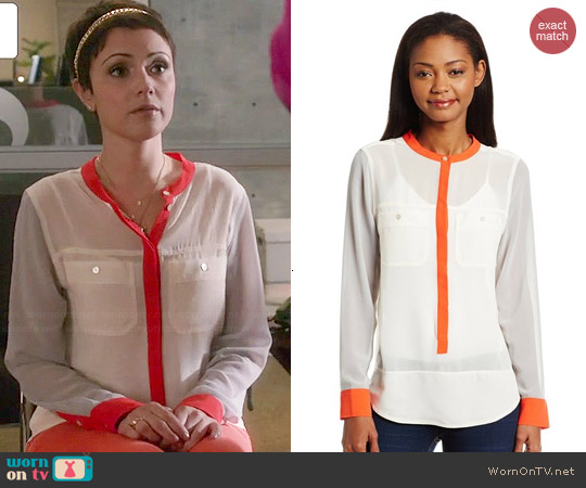 Sanctuary Colorblock Cafe Blouse worn by April Carver (Italia Ricci) on Chasing Life