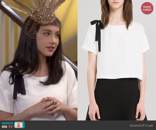 Sandro Exodus Top worn by Molly Ephraim on Last Man Standing