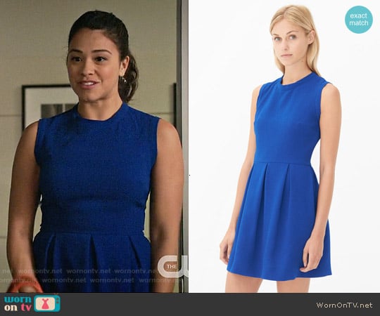 Sandro Regular Dress in Electric Blue worn by Jane Villanueva (Gina Rodriguez) on Jane the Virgin