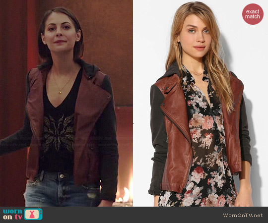 Silence & Noise Vegan Leather and Fleece Jacket worn by Willa Holland on Arrow