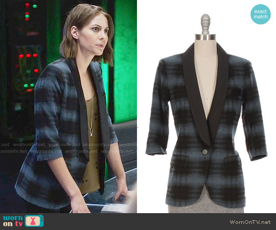 Smythe Plaid Smoking Jacket worn by Thea Queen on Arrow