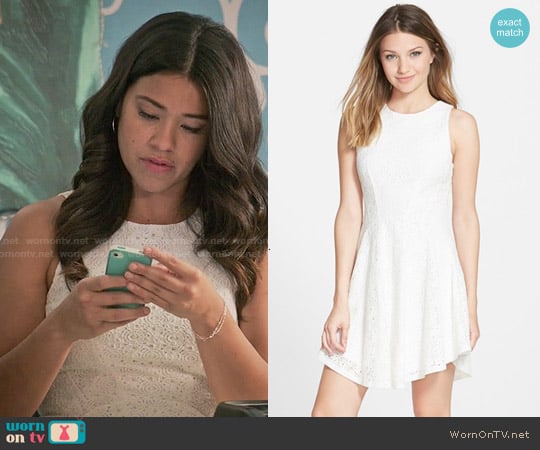 Soprano Lace Skater Dress worn by Jane Villanueva (Gina Rodriguez) on Jane the Virgin