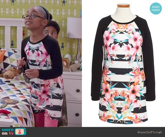 Soprano Textured Raglan Sleeve Dress worn by Diane Johnson (Marsai Martin) on Black-ish