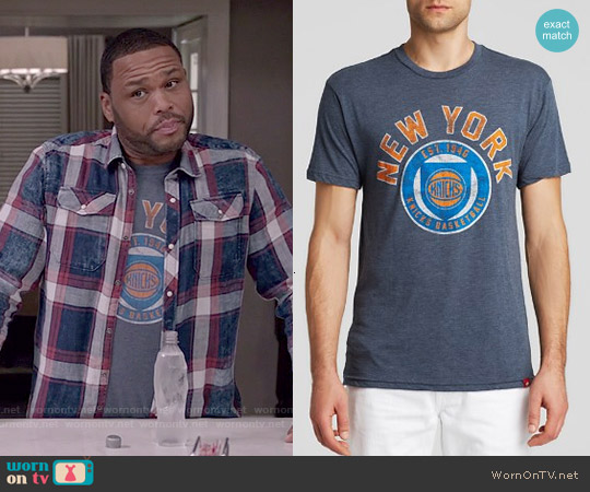 Sportiqe NY Knicks Tee worn by Andre Johnson (Anthony Anderson) on Black-ish