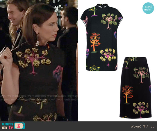 Stella McCartney Porta Top and Lorna Skirt worn by Diana Trout (Miriam Shor) on Younger