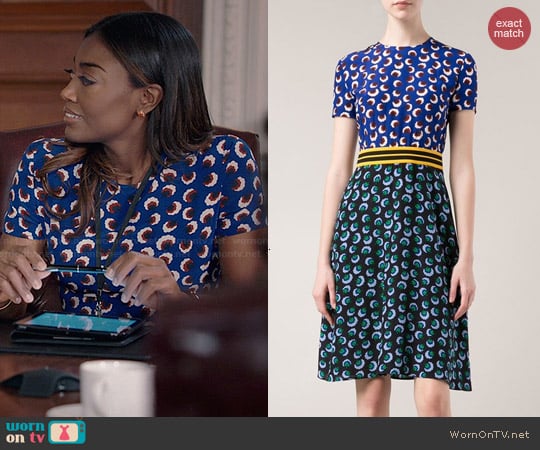 Stella McCartney Petra Dress worn by Daisy Grant (Patina Miller) on Madam Secretary