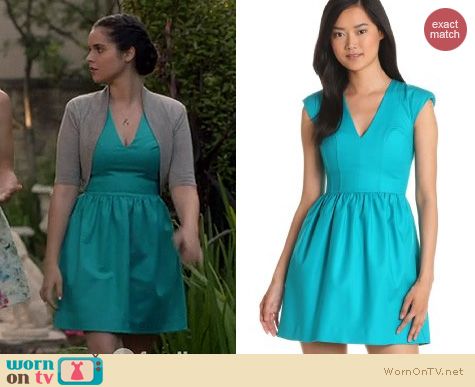 Switched at Birth Fashion: French Connection Unno dress in Bali Blue worn by Vanessa Marano