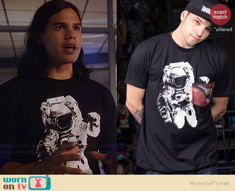 Taste Makers Jump Off Tee worn by Carlos Valdes on The Flash