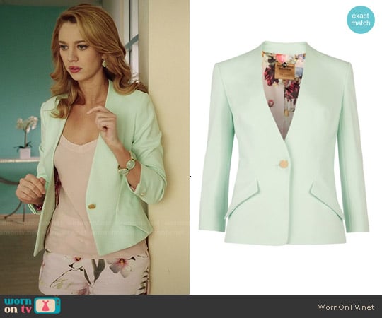 Ted Baker Ellsie Blazer worn by Yael Grobglas on Jane the Virgin